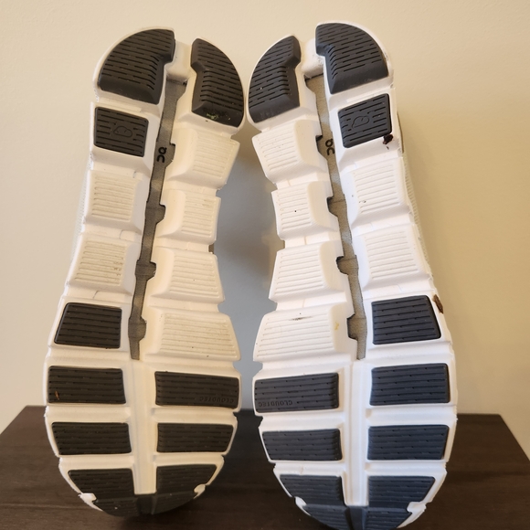 Mens On Cloud Running Shoes Size 9 - Picture 6 of 8